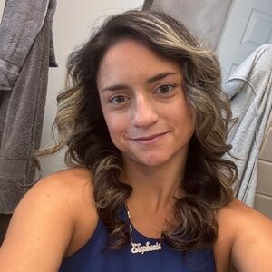 Meet your Posher, Stephanie